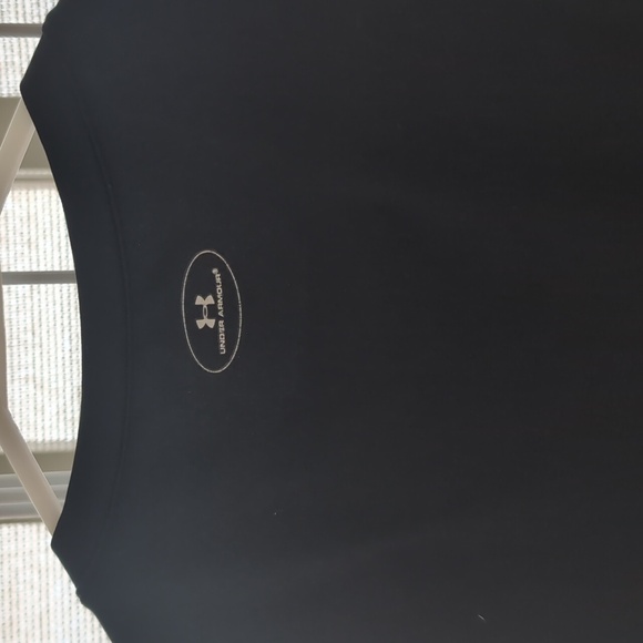 Ladies black small cold beer under armor long sleeve top fitted - Picture 6 of 8